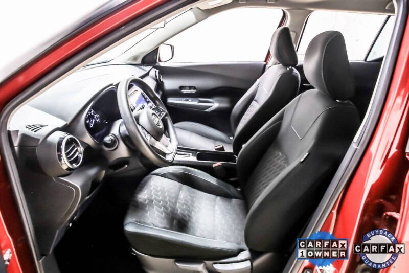 2022 Nissan Kicks SV