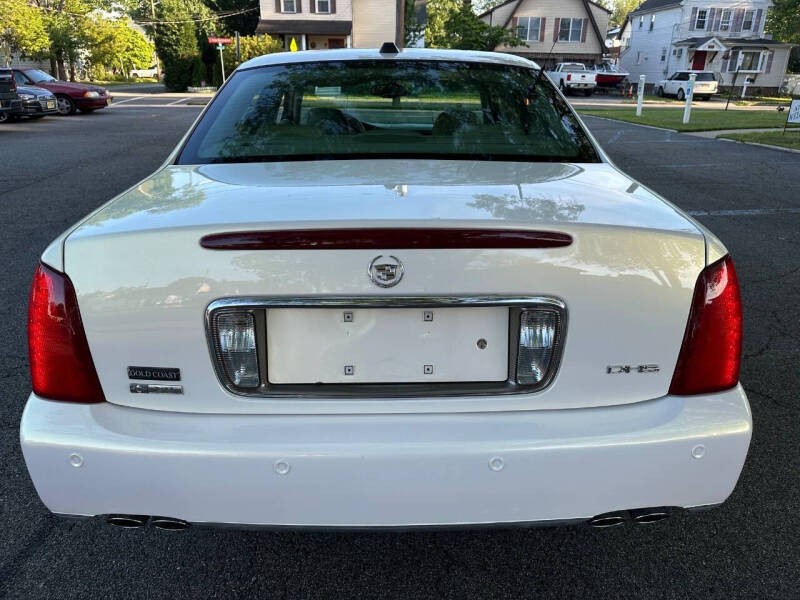 2004 Cadillac DeVille DHS