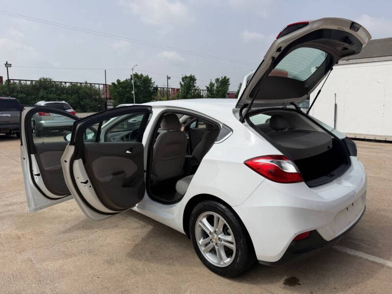 2017 Chevrolet Cruze LT Auto