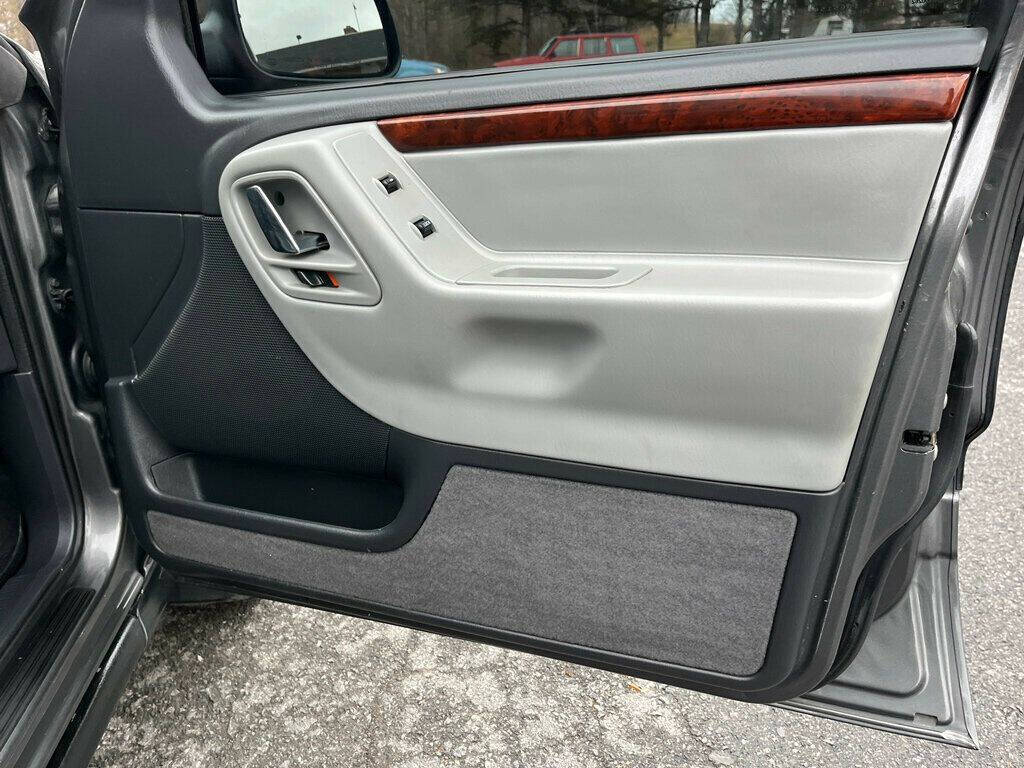 2004 Jeep Grand Cherokee 55