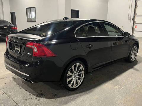 2016 Volvo S60 T5 Drive-E Inscription Platinum