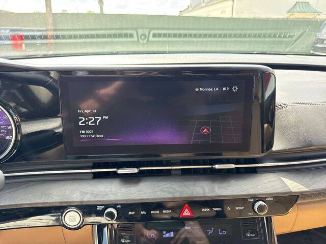 2024 Kia Carnival EX