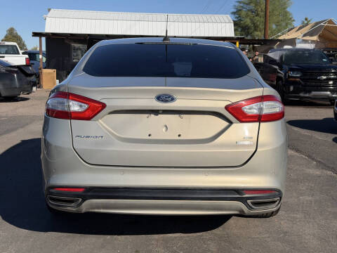 2015 Ford Fusion SE
