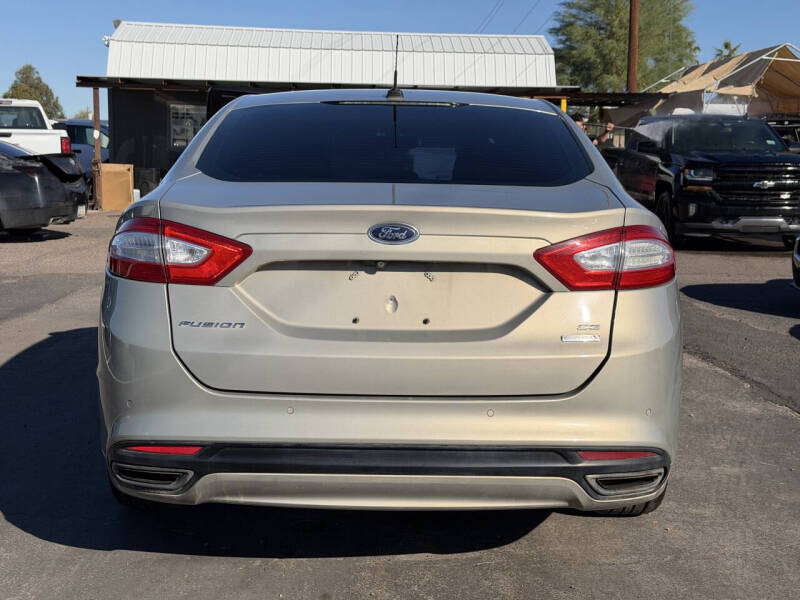2015 Ford Fusion SE