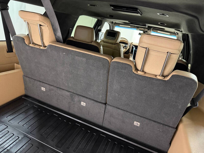 2019 Cadillac Escalade ESV Platinum