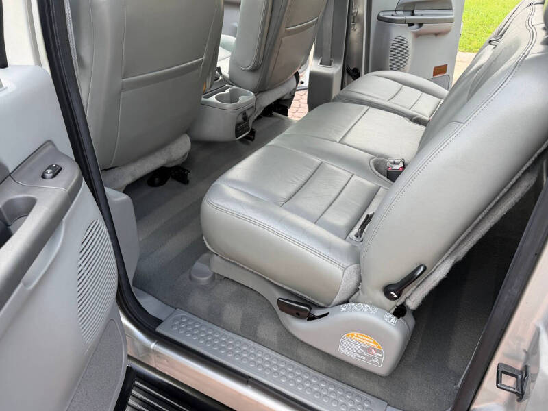 2002 Ford Excursion XLT