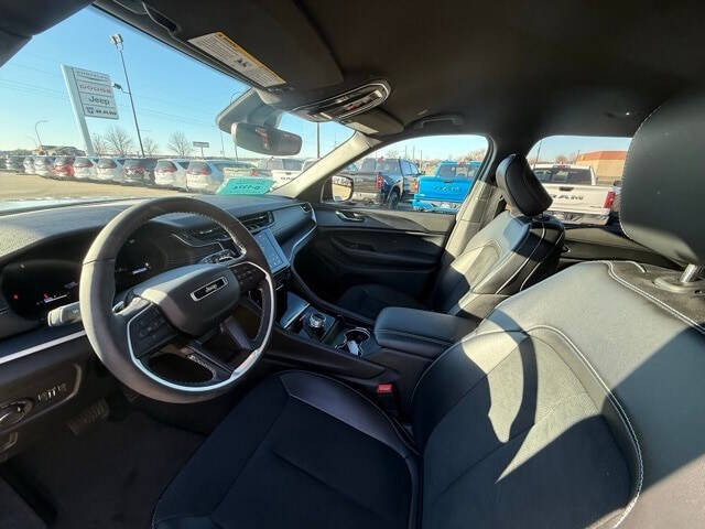 2024 Jeep Grand Cherokee L Altitude