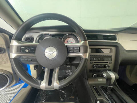 2010 Ford Mustang V6