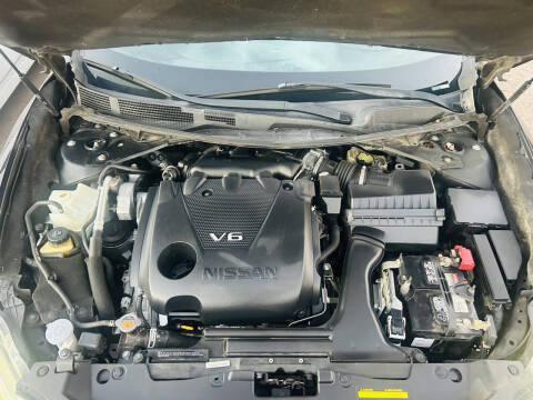 2017 Nissan Maxima 3.5 SR