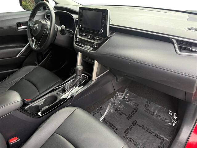 2022 Toyota Corolla Cross XLE