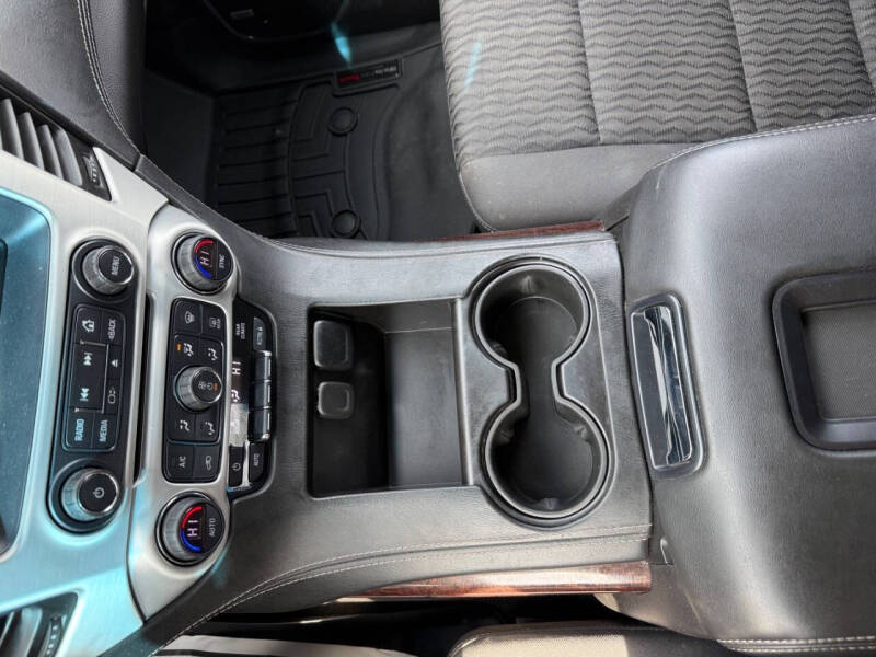 2017 GMC Yukon SLE