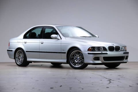 2002 BMW M5