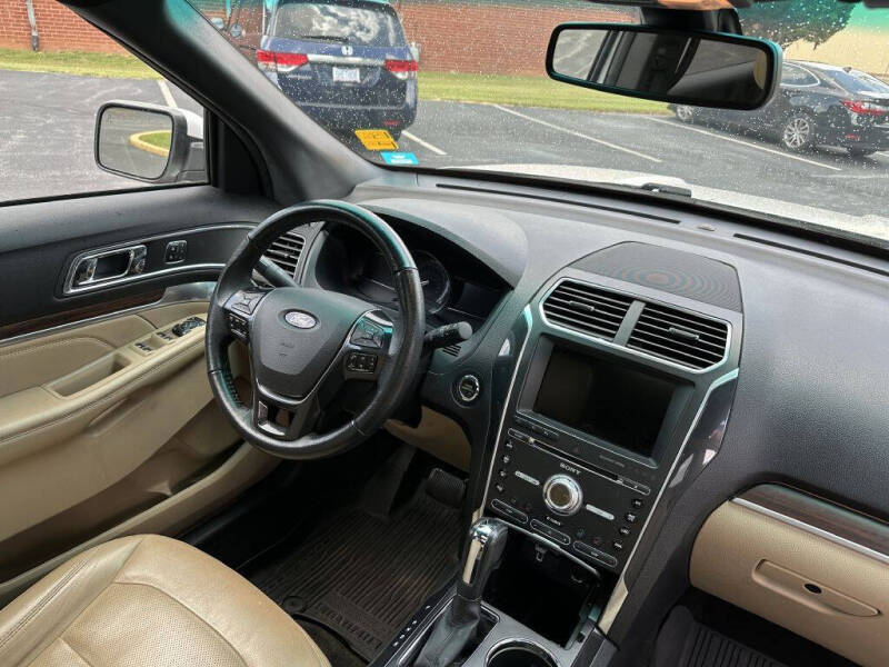 2017 Ford Explorer Limited