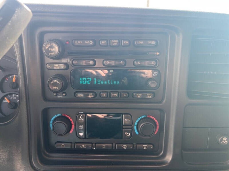 2005 GMC Yukon XL 1500 SLT