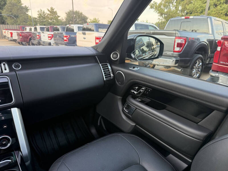 2020 Land Rover Range Rover P525 HSE