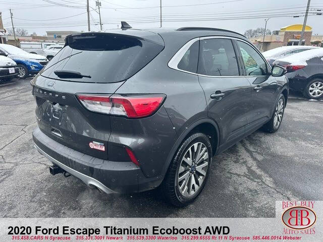 2020 Ford Escape Titanium