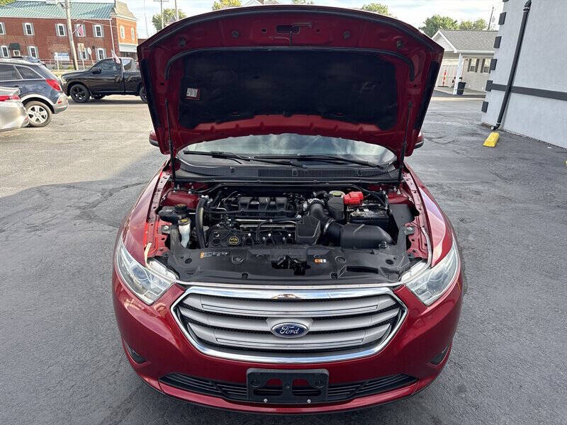 2016 Ford Taurus SEL