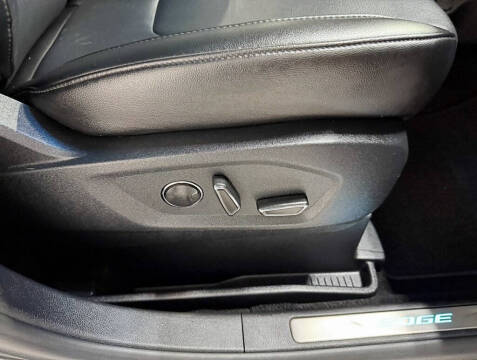 2016 Ford Edge Titanium