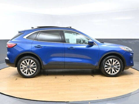 2022 Ford Escape Titanium