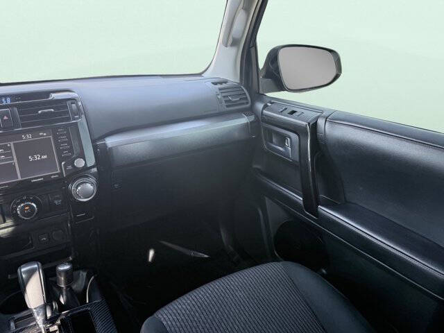 2022 Toyota 4Runner TRD Off-Road