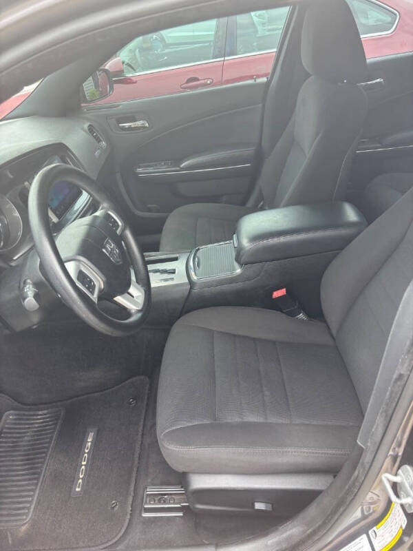2014 Dodge Charger SE