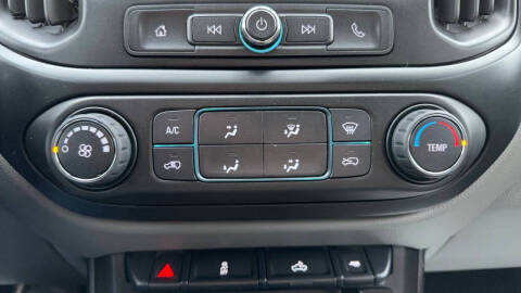 2022 GMC Canyon Elevation Standard