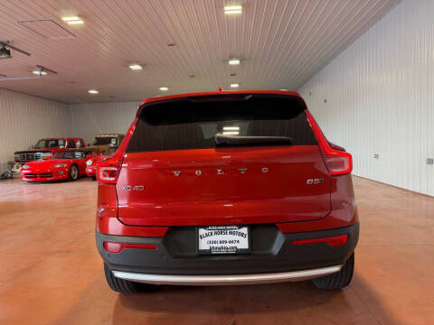 2023 Volvo XC40 B5 Plus Bright Theme