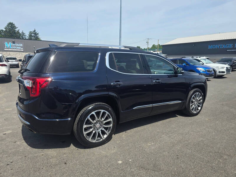 2022 GMC Acadia Denali