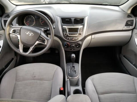 2017 Hyundai Accent Value Edition