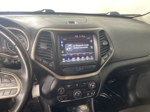 2017 Jeep Cherokee
