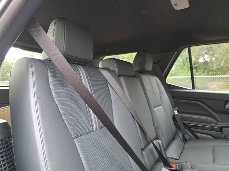 2026 Toyota 4Runner Limited HV