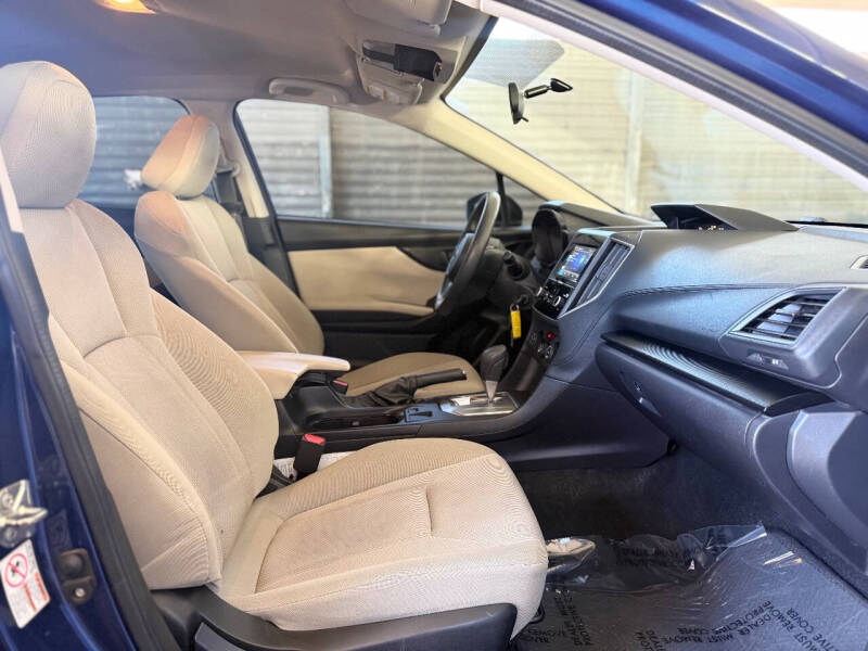 2017 Subaru Impreza 2.0i