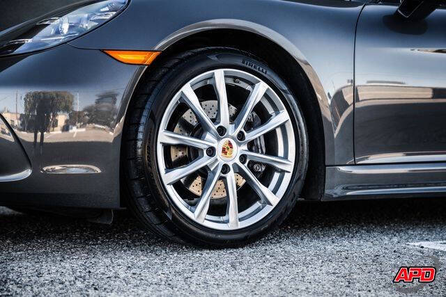 2021 Porsche 718 Boxster