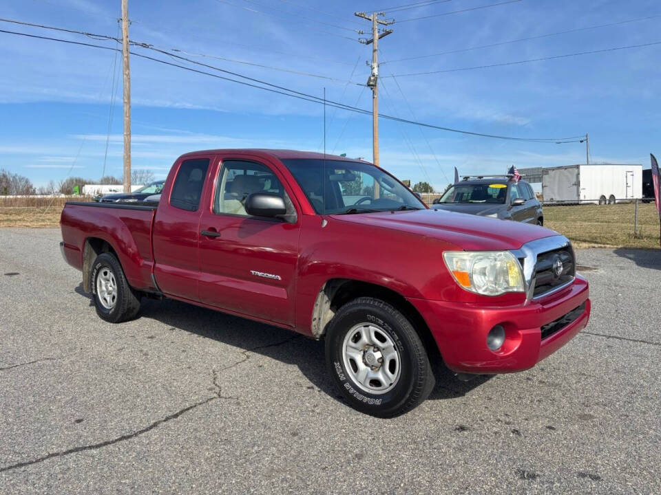 2007 Toyota Tacoma Base's photo