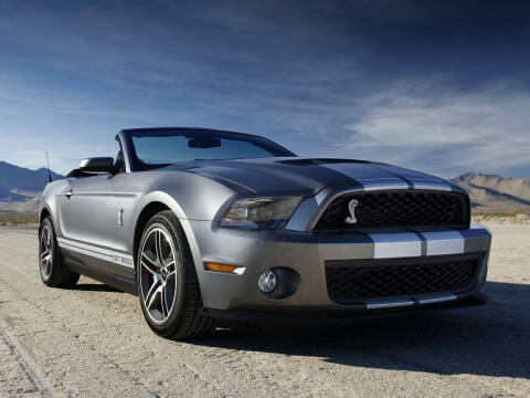 2010 Ford Mustang for sale at Sundance Chevrolet in Grand Ledge MI