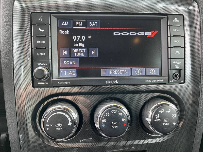 2014 Dodge Challenger SXT
