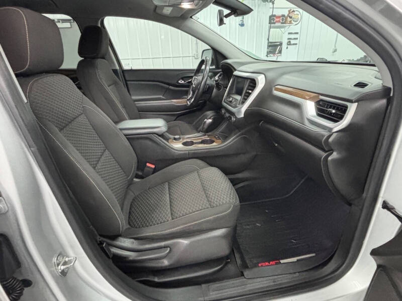 2018 GMC Acadia SLE-1