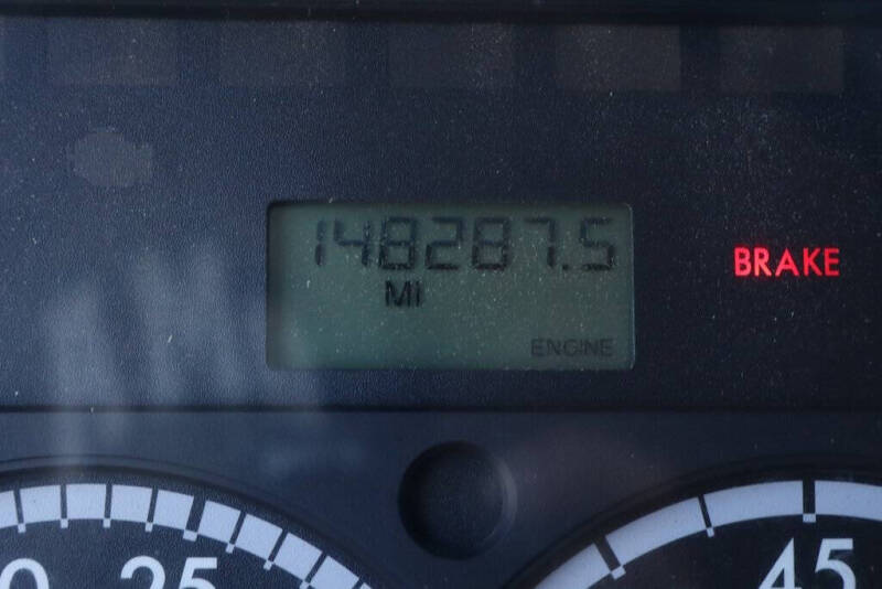 2013 Freightliner M2 112