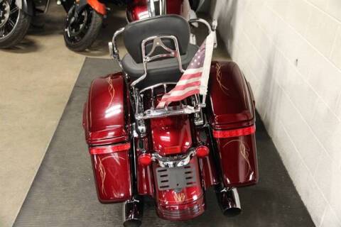 2015 Harley-Davidson STREET GLI