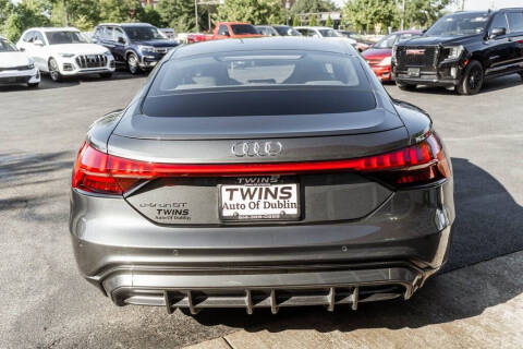 2022 Audi e-tron GT quattro Premium Plus