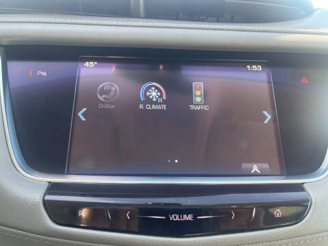 2017 Cadillac XT5 Luxury