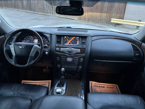 2016 Infiniti QX80