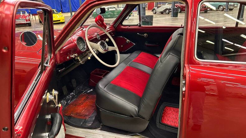 1950 Ford Deluxe