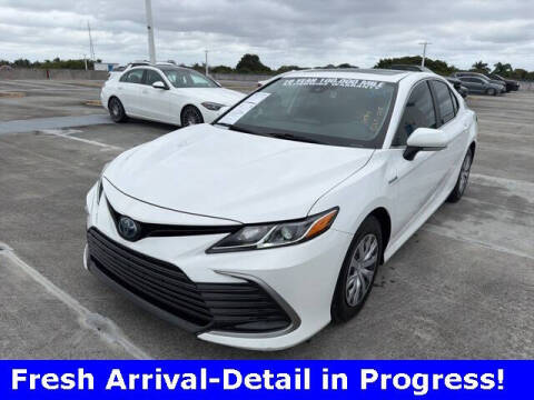 2021 Toyota Camry Hybrid LE