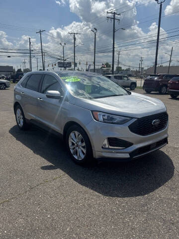 2020 Ford Edge Titanium