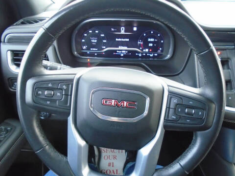 2023 GMC Yukon XL SLT