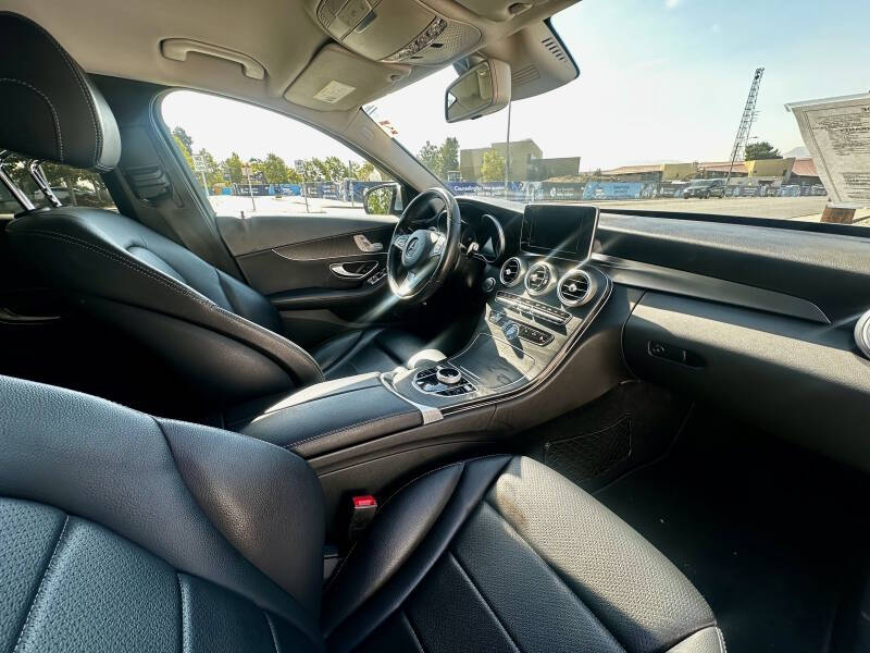 2017 Mercedes-Benz C-Class