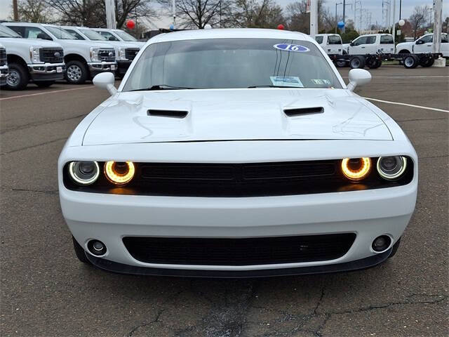Used 2016 Dodge Challenger R/T with VIN 2C3CDZBTXGH213867 for sale in Philadelphia, PA