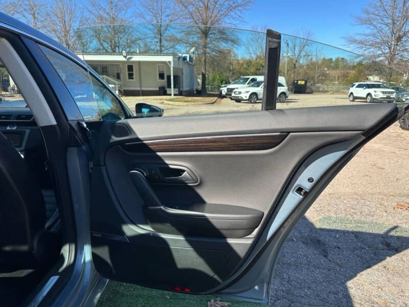 2013 Volkswagen CC VR6 4Motion Executive