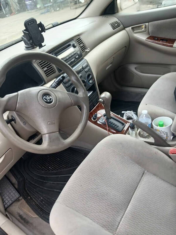 2006 Toyota Corolla LE